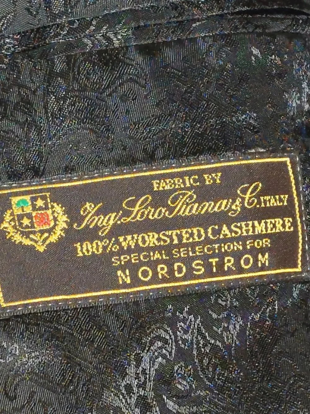 Loro Piana worsted cashmere black sport coat blazer Size 40R See Measurements